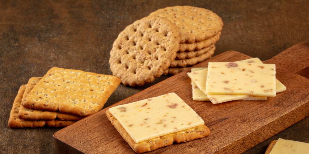 5-Minute Autumn Snack Ideas - Cheese and Whole-Grain Crackers