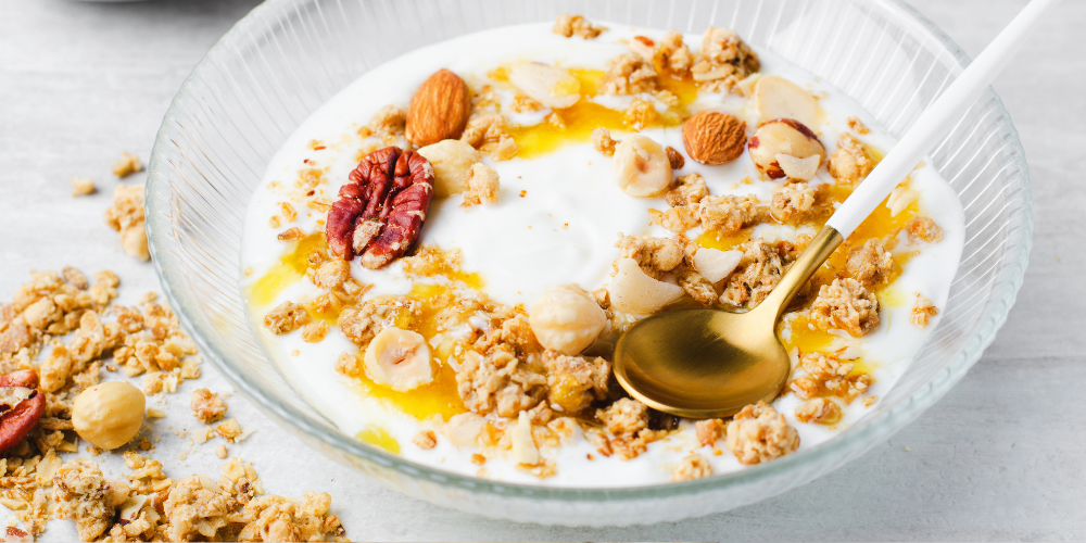5-Minute Autumn Snack Ideas - Greek Yoghurt with Honey and Granola